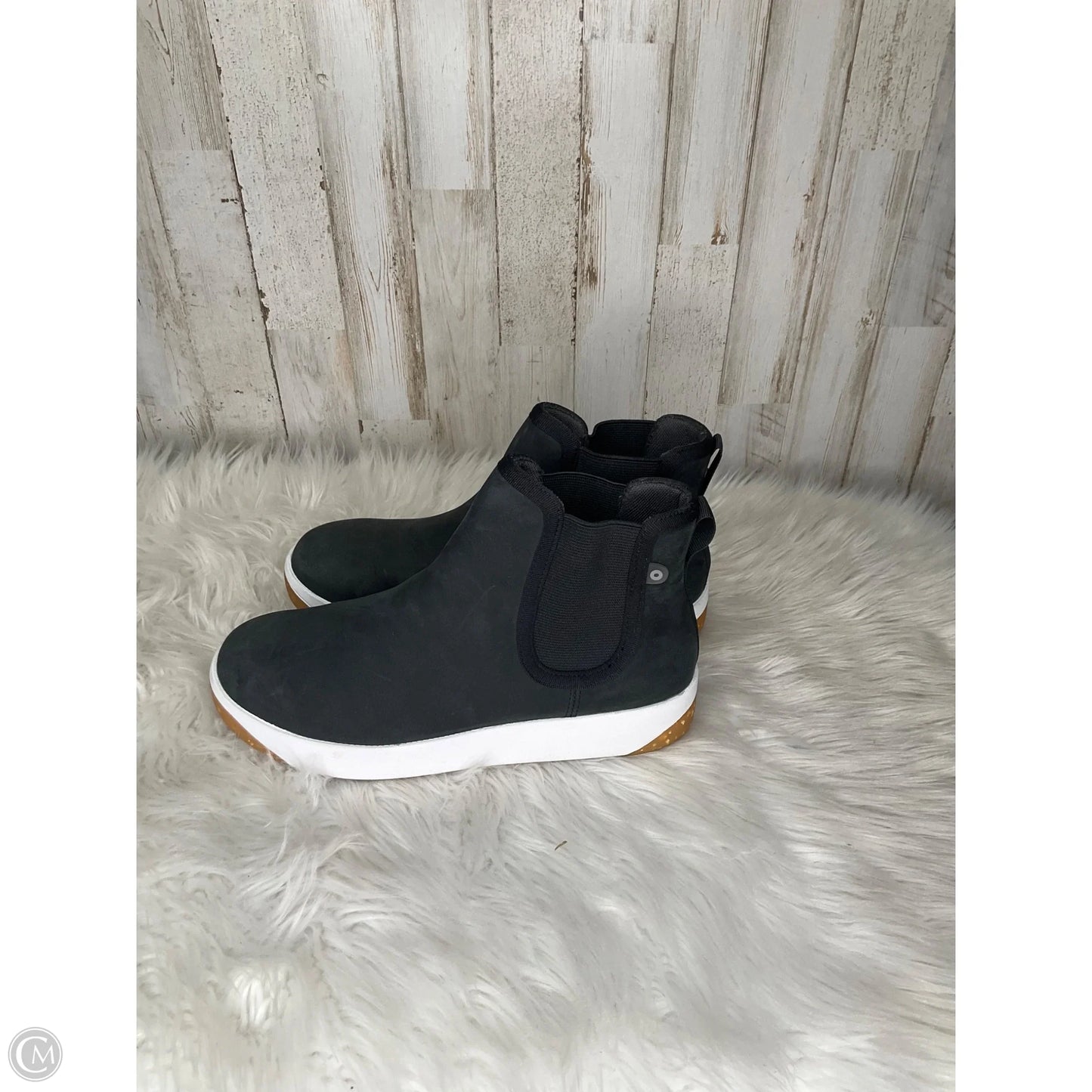 Shoes Sneakers By Bogs In Black, Size: 7