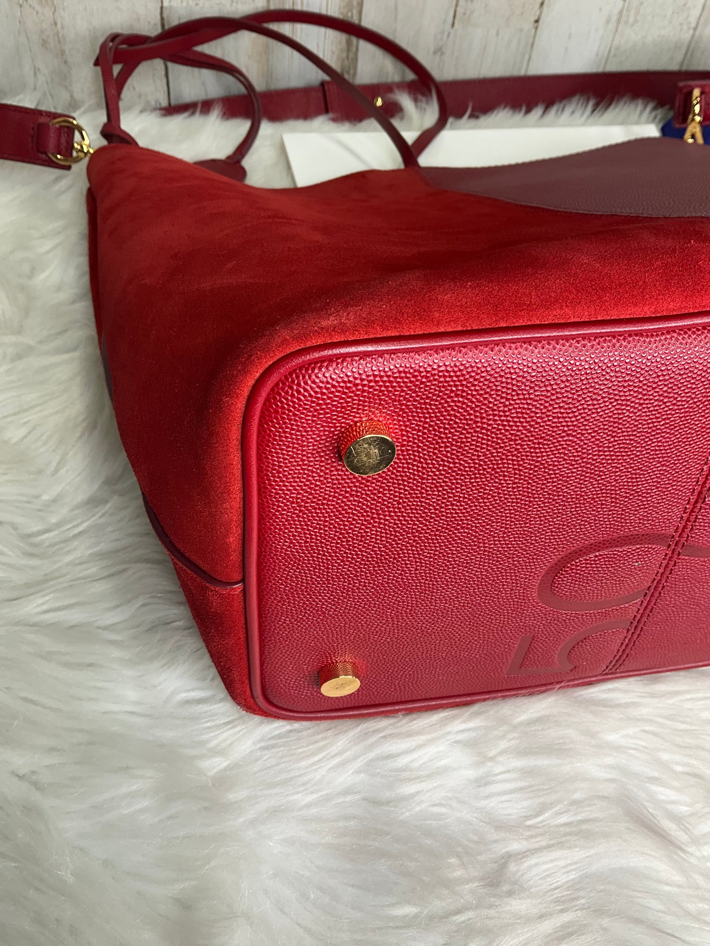 Handbag Designer By Stuart Weitzman Size: Medium
