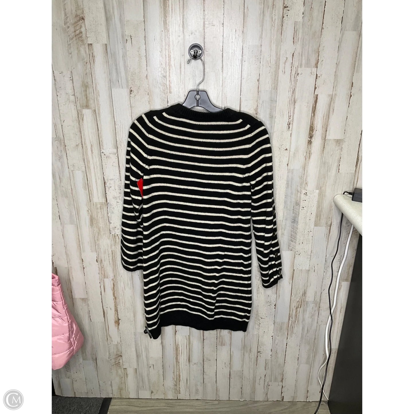 Dress Casual Short By Madewell In Striped Pattern, Size: S