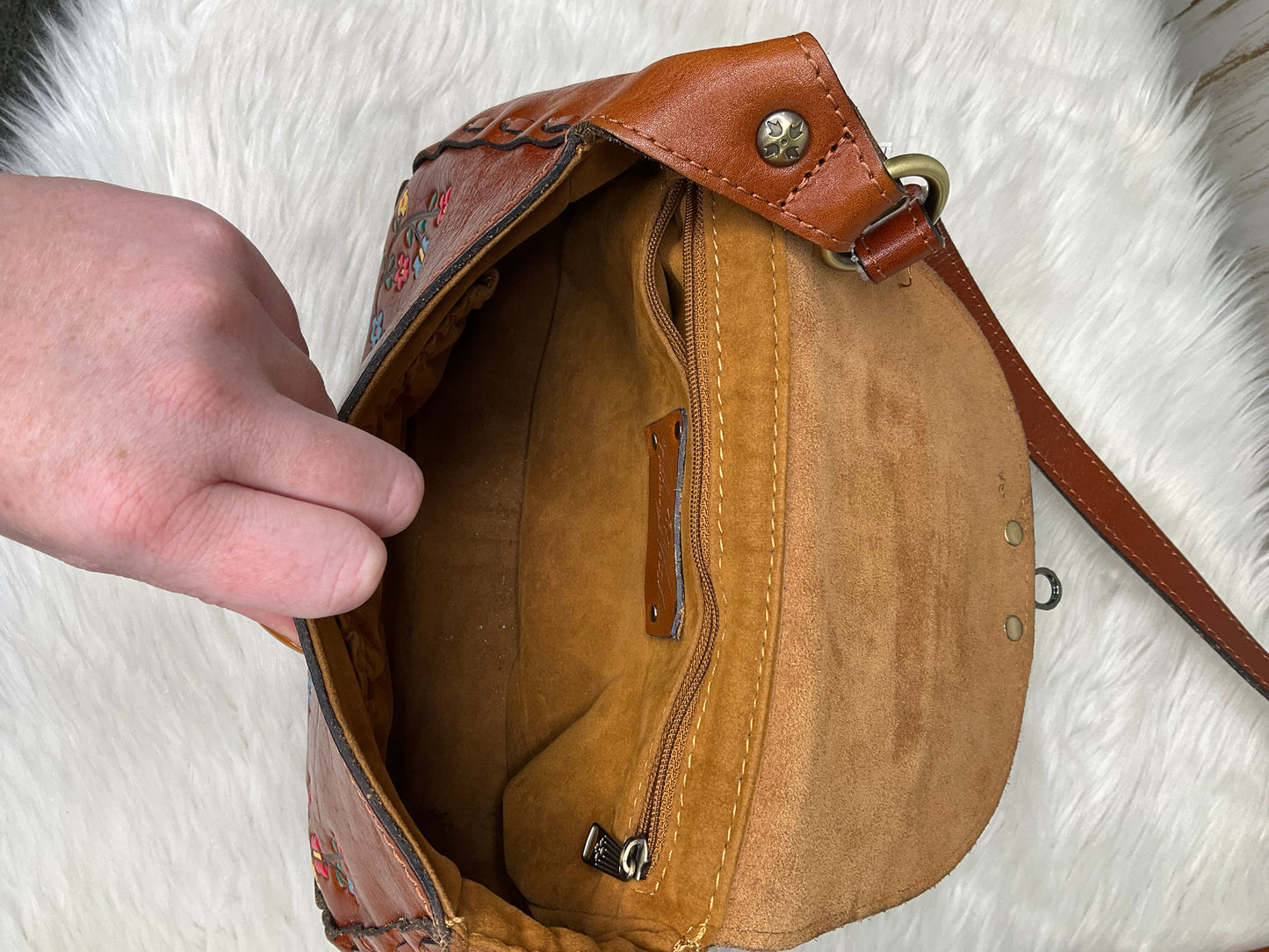 Handbag Designer By Patricia Nash Size: Small