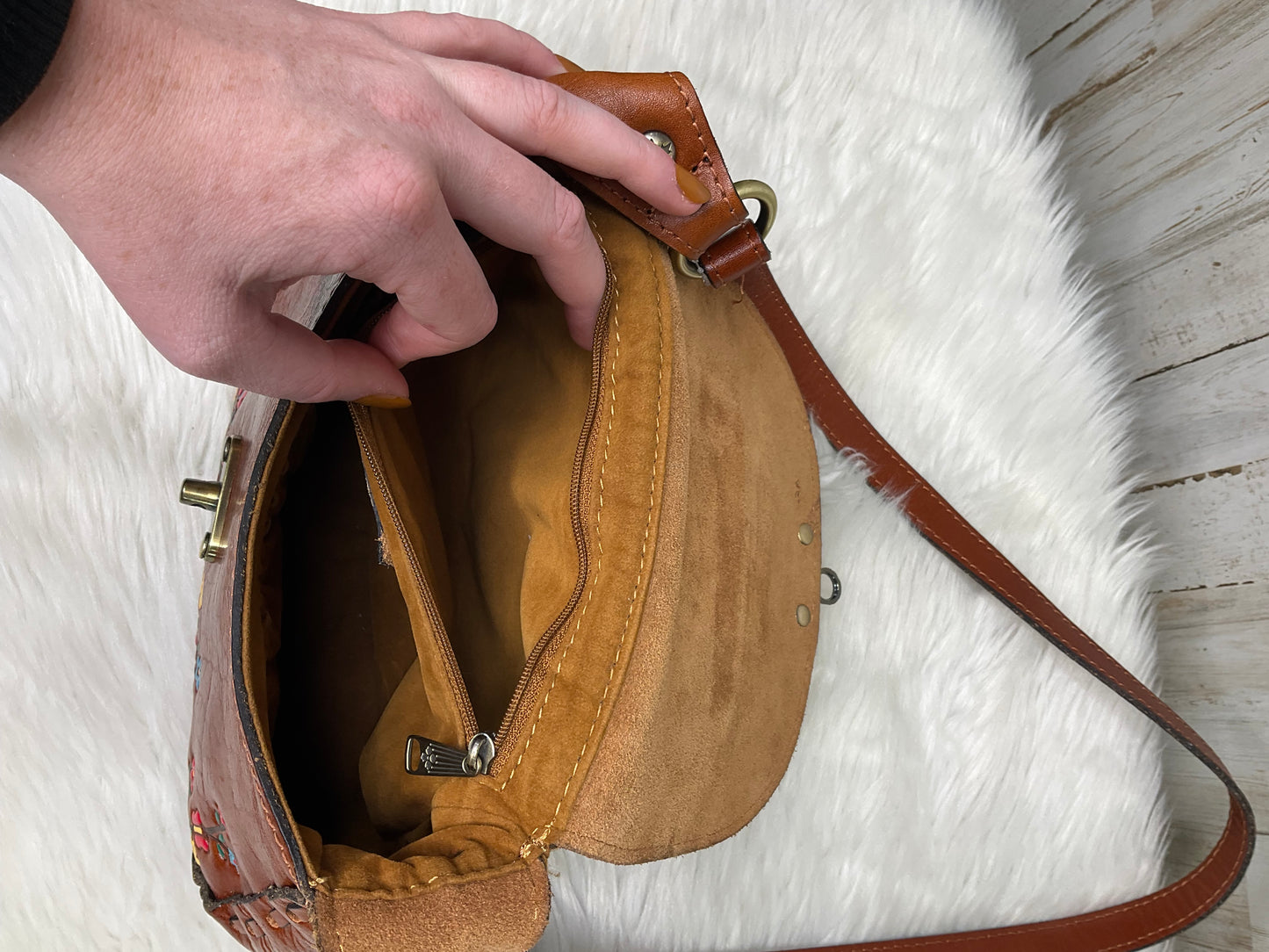 Handbag Designer By Patricia Nash Size: Small