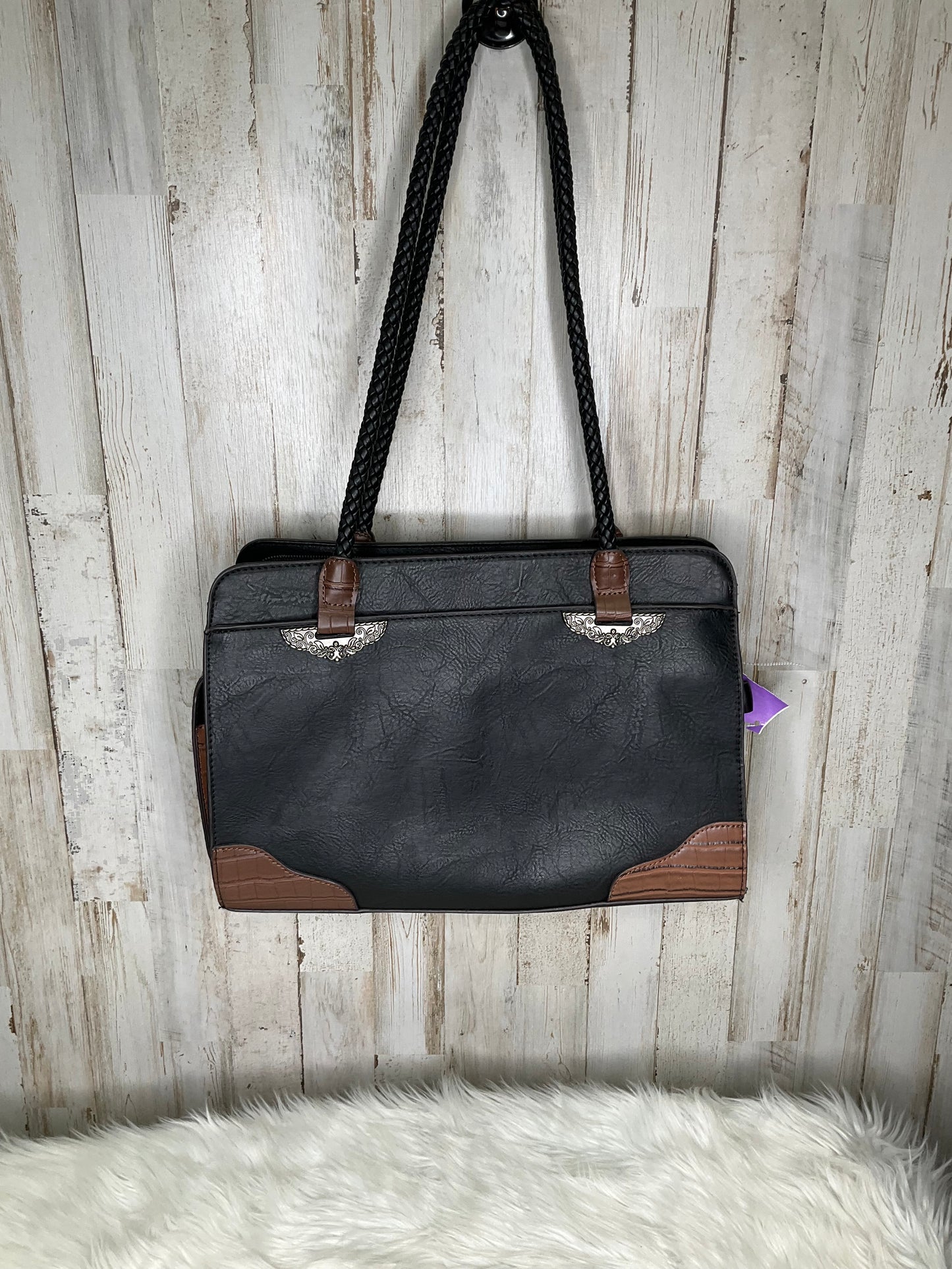 Handbag By Bueno  Size: Medium