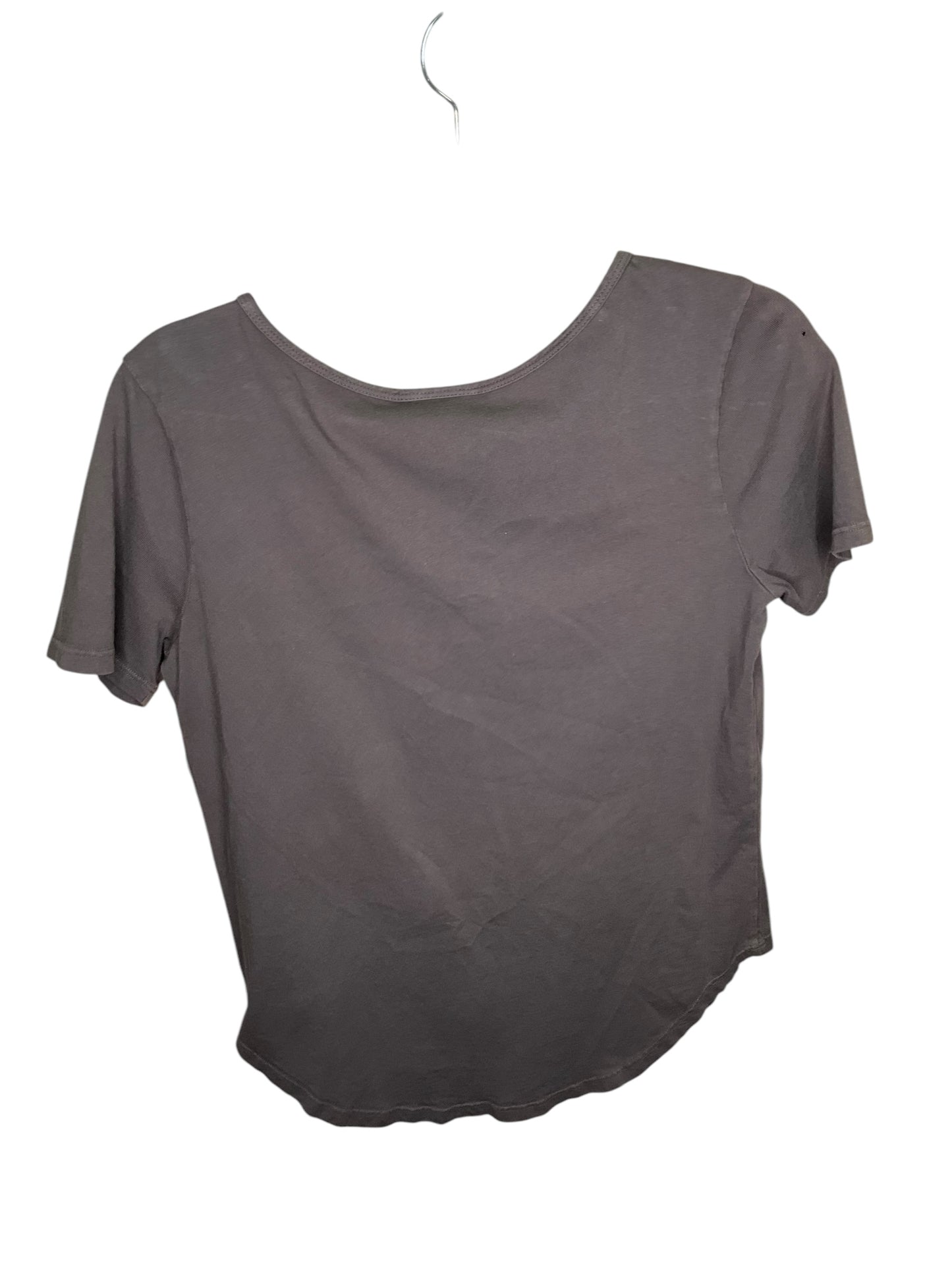 Top Short Sleeve By Clothes Mentor In Grey, Size: S