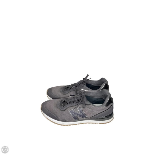 Shoes Sneakers By New Balance In Grey, Size: 8.5