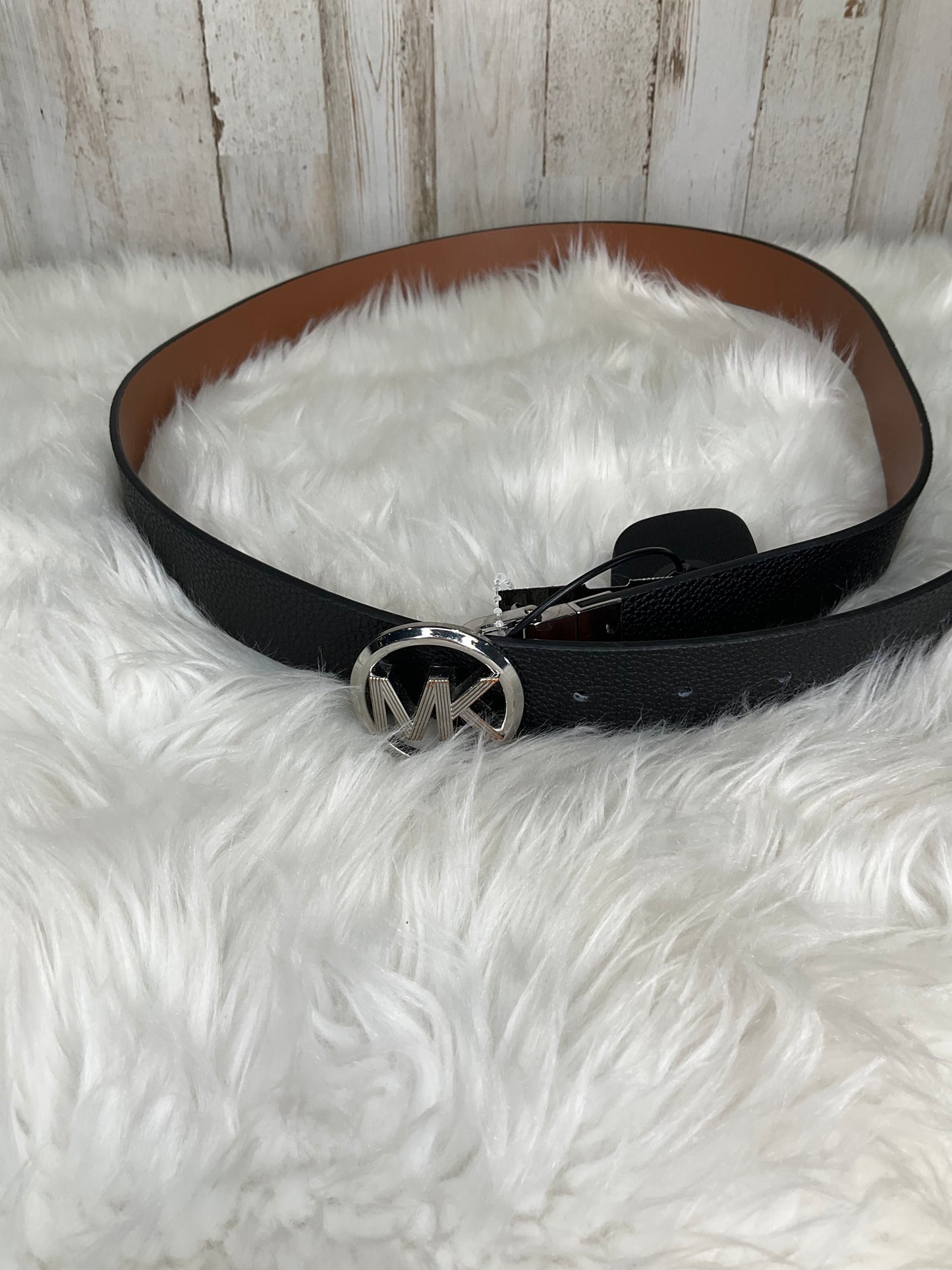 Belt Designer Michael Kors, Size Medium