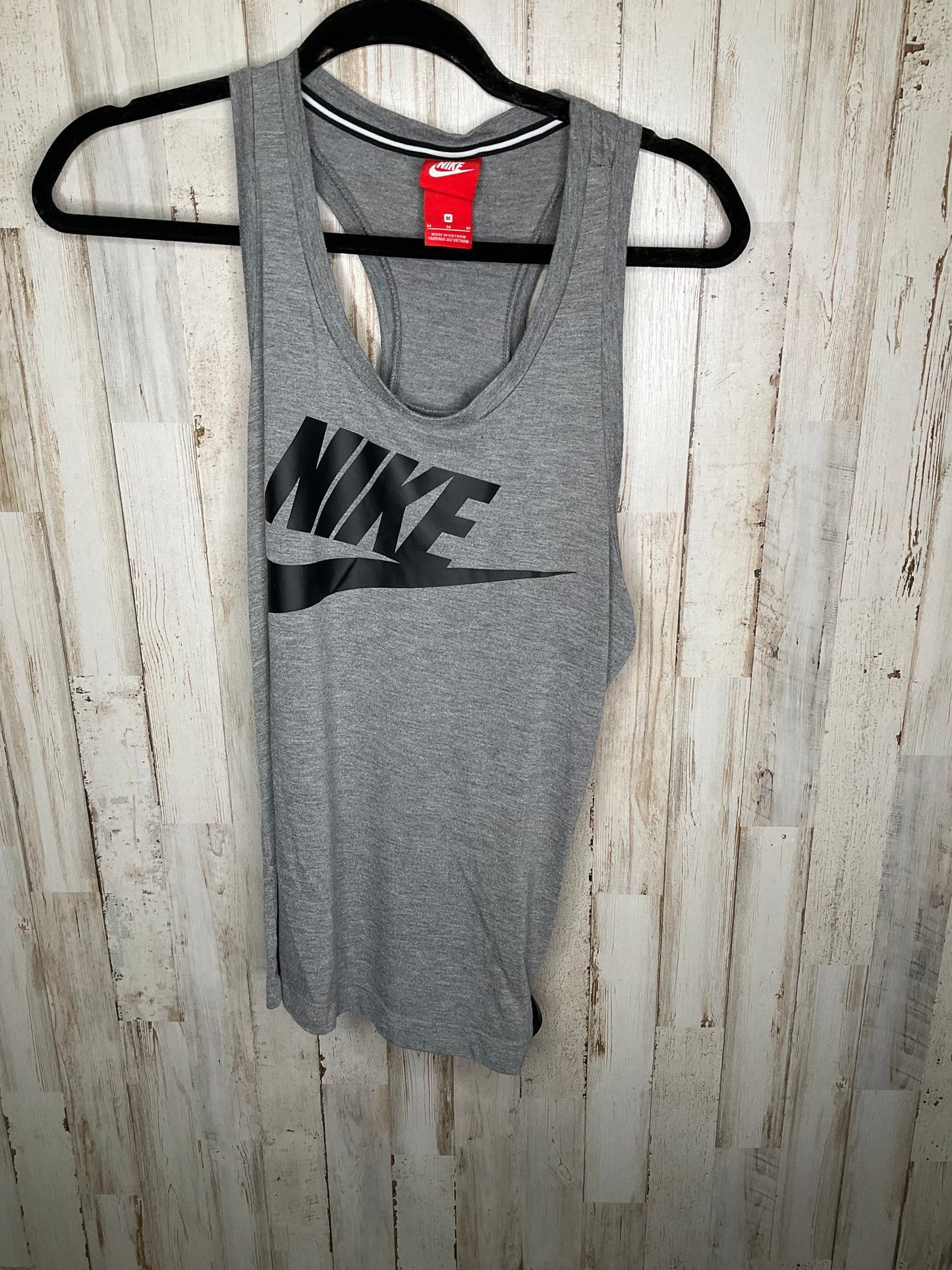 Athletic Tank Top By Nike In Grey, Size: M