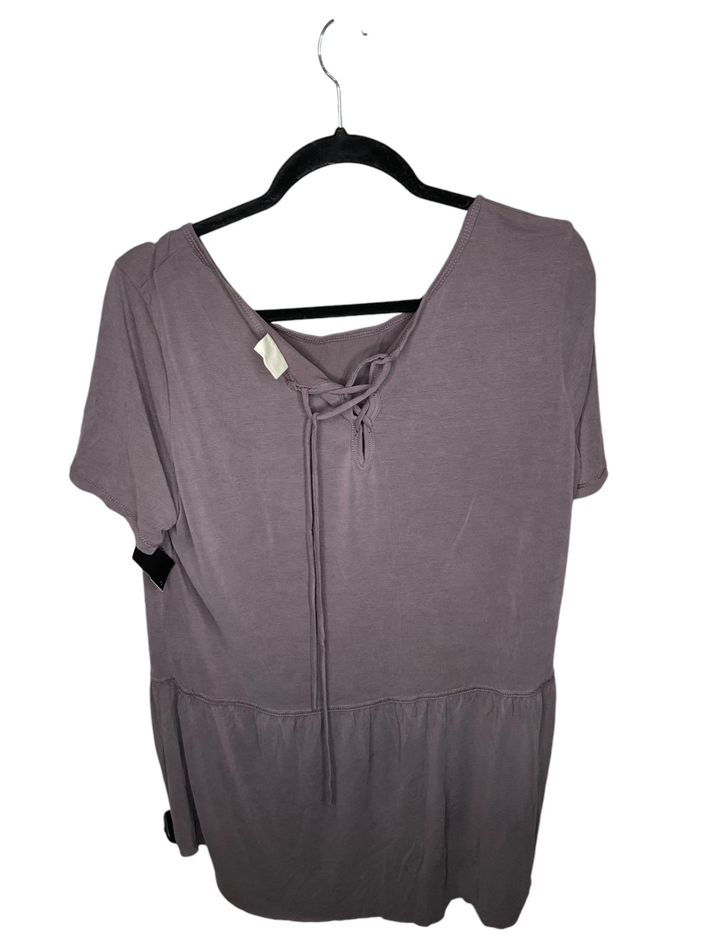 Top Short Sleeve By Clothes Mentor In Grey, Size: Xxl