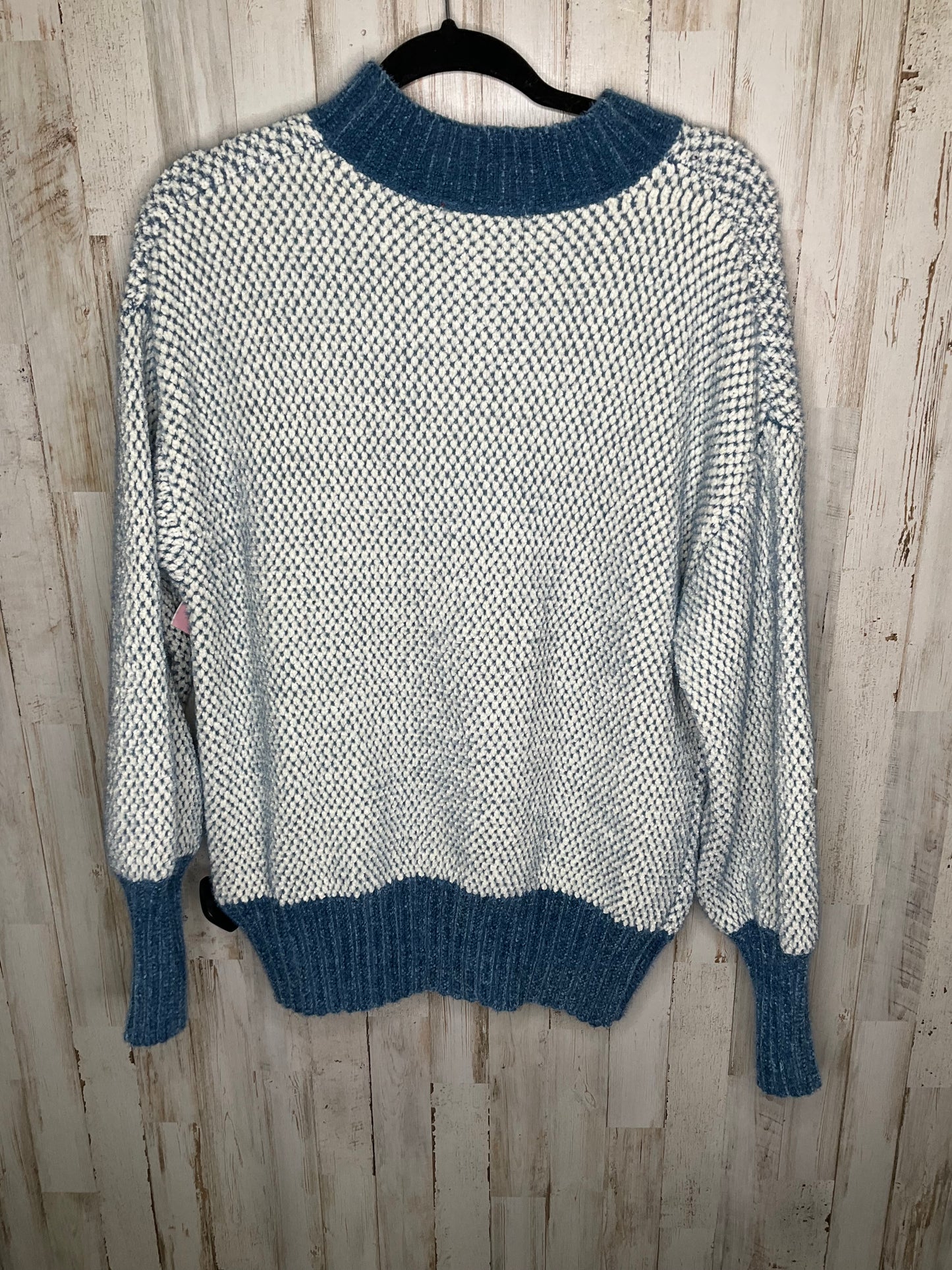 Sweater By Clothes Mentor In Blue & White, Size: L