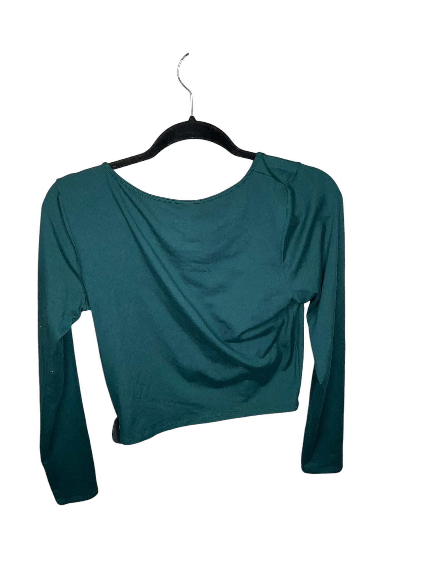 Top Long Sleeve By Hollister In Green, Size: L