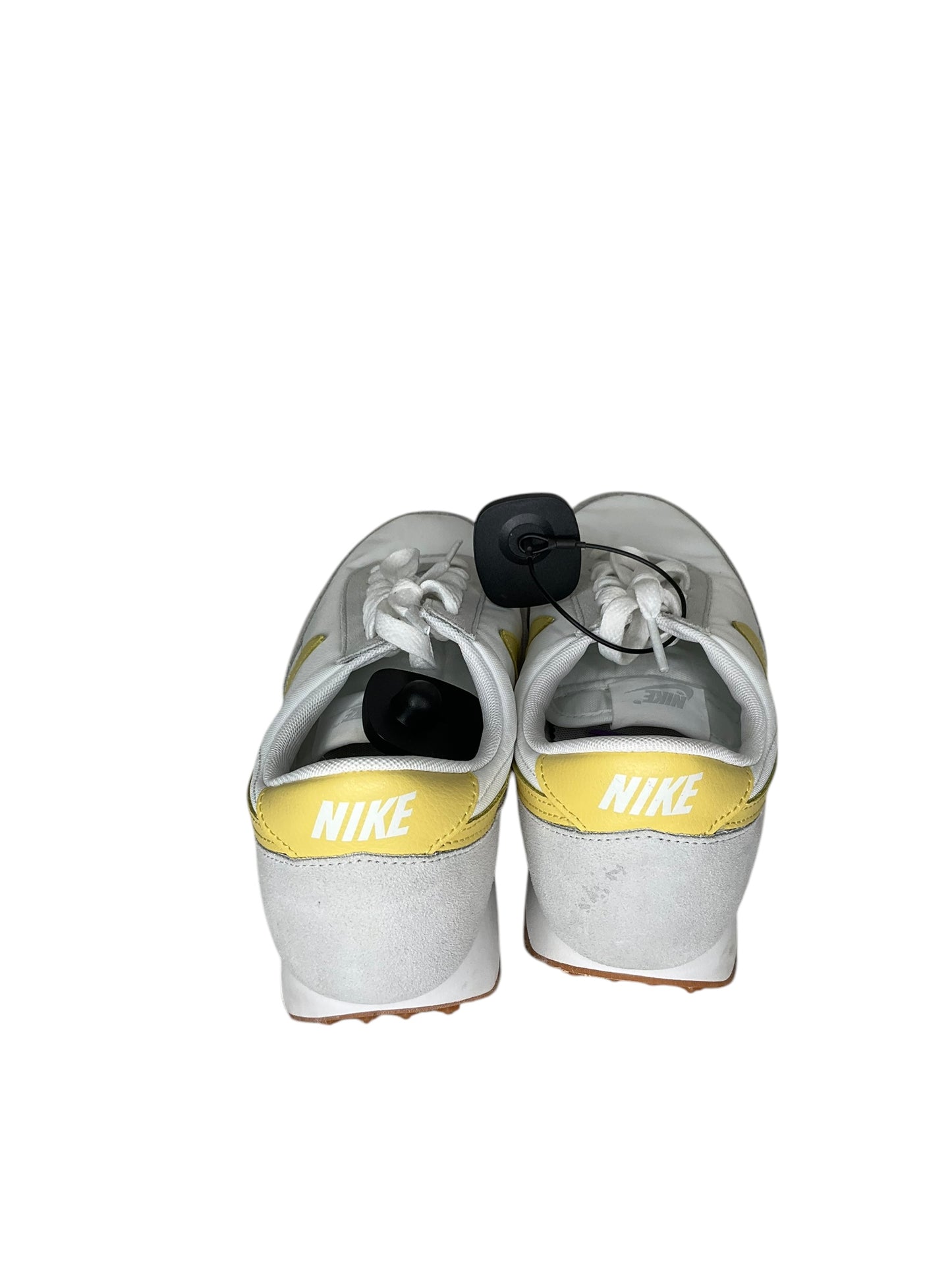 Shoes Athletic By Nike In White & Yellow, Size: 9