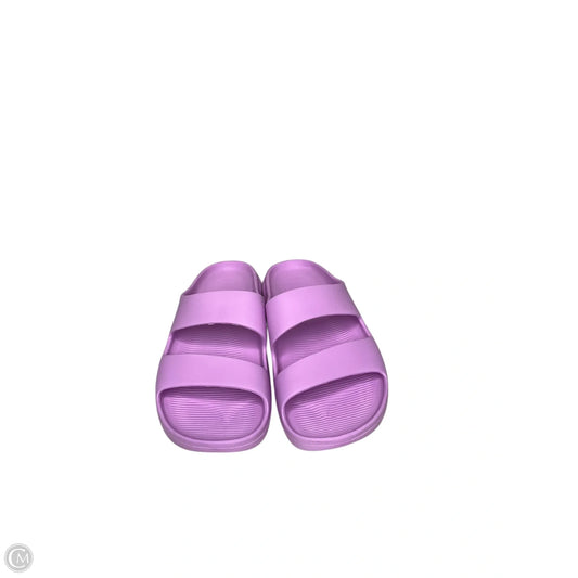 Sandals Flats By Clothes Mentor In Purple, Size: 10