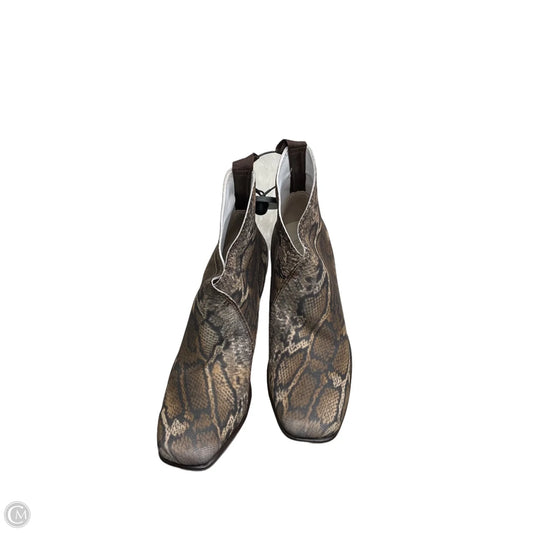 Boots Ankle Heels By Cmc In Animal Print, Size: 6