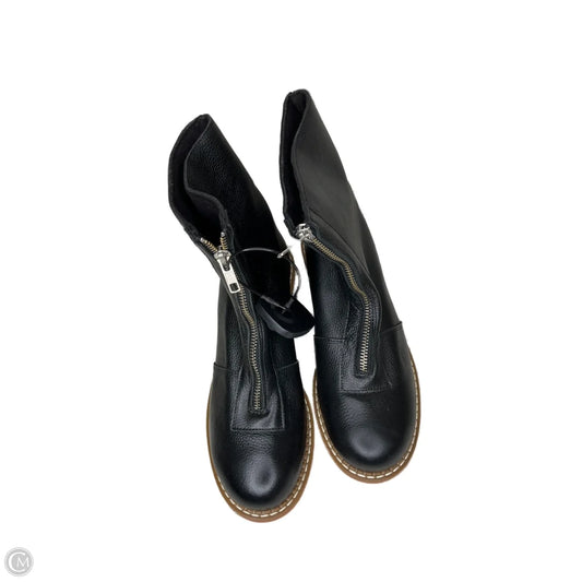 Boots Ankle Heels By Clothes Mentor In Black, Size: 7.5