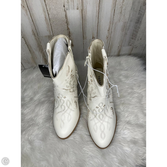 Boots Ankle Heels By Torrid In White, Size: 9.5