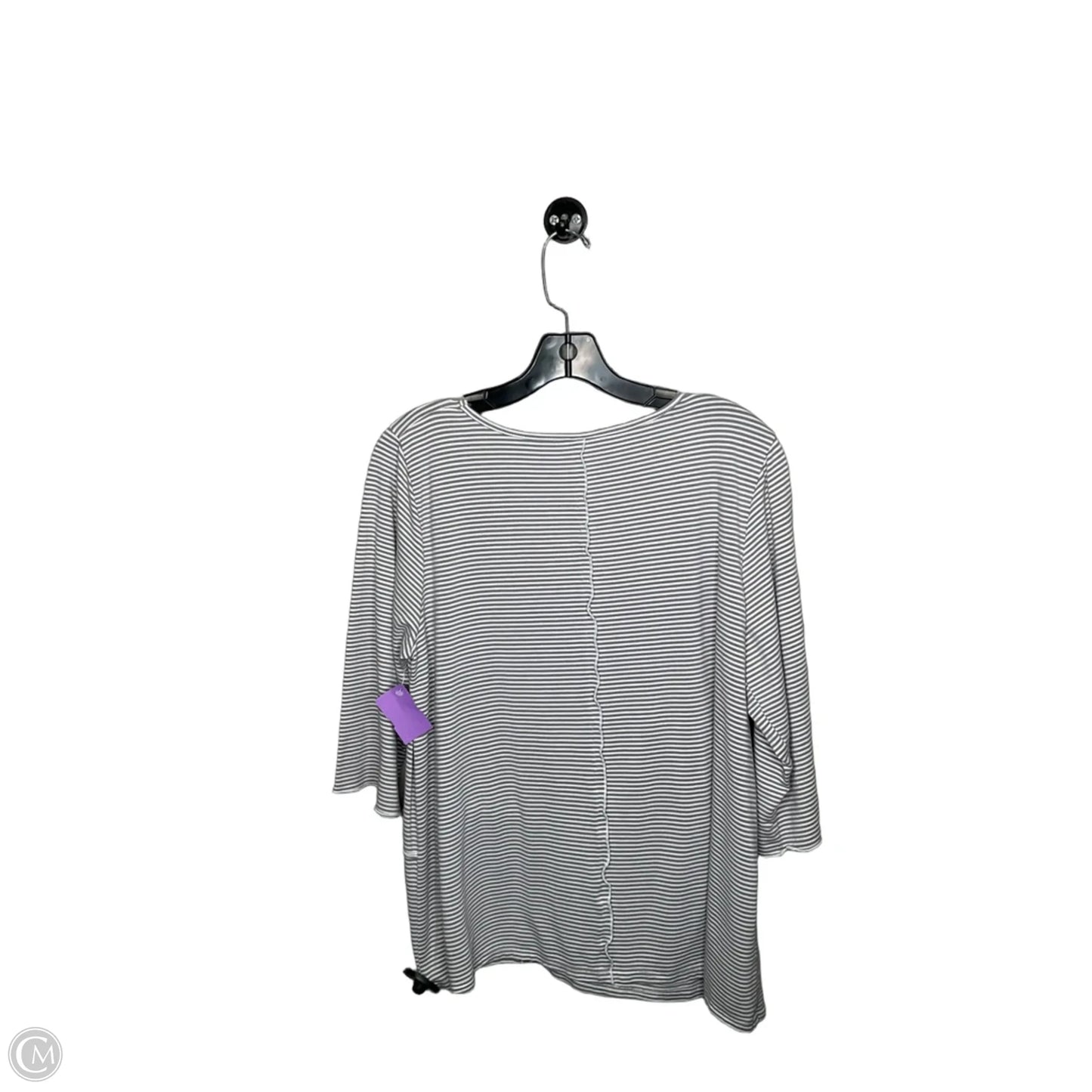 Top Short Sleeve By Clothes Mentor In Grey, Size: M