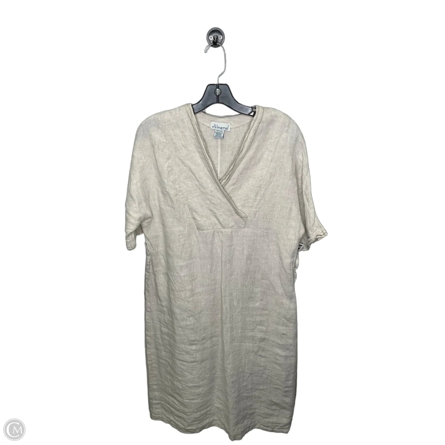 Dress Casual Short By Clothes Mentor In Cream, Size: M