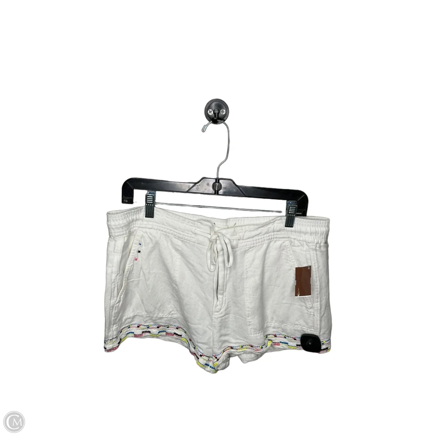 Shorts By Lou And Grey In White, Size: M
