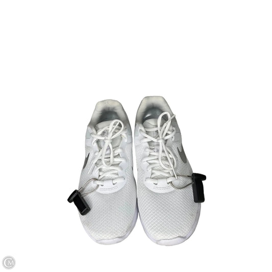 Shoes Athletic By Nike In White, Size: 9