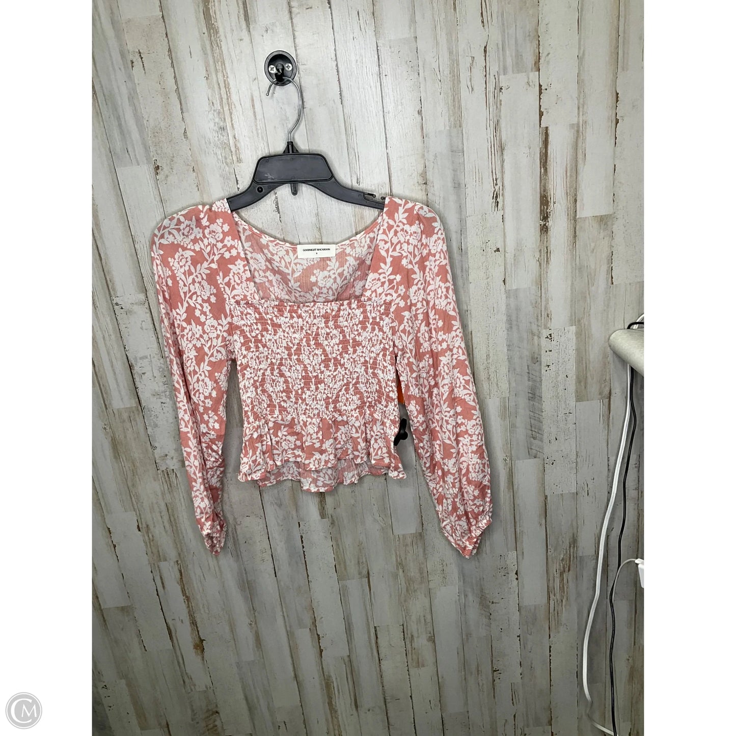 Top Long Sleeve By Goodnight Macaroon In Peach, Size: S